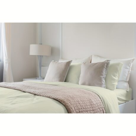 Luxuriously Soft 100% Viscose Derived from Bamboo 4-Piece Sheet Set, Oeko-TEX Certified, Queen - Cr??me