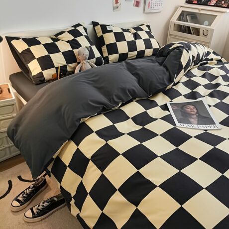 Four-piece set of chessboard style washed brushed bed sheets, quilt covers, bed sheets for dormitory beds
